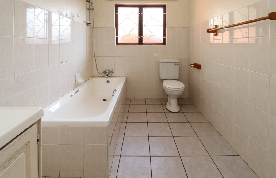 3 Bedroom Property for Sale in Flamwood North West